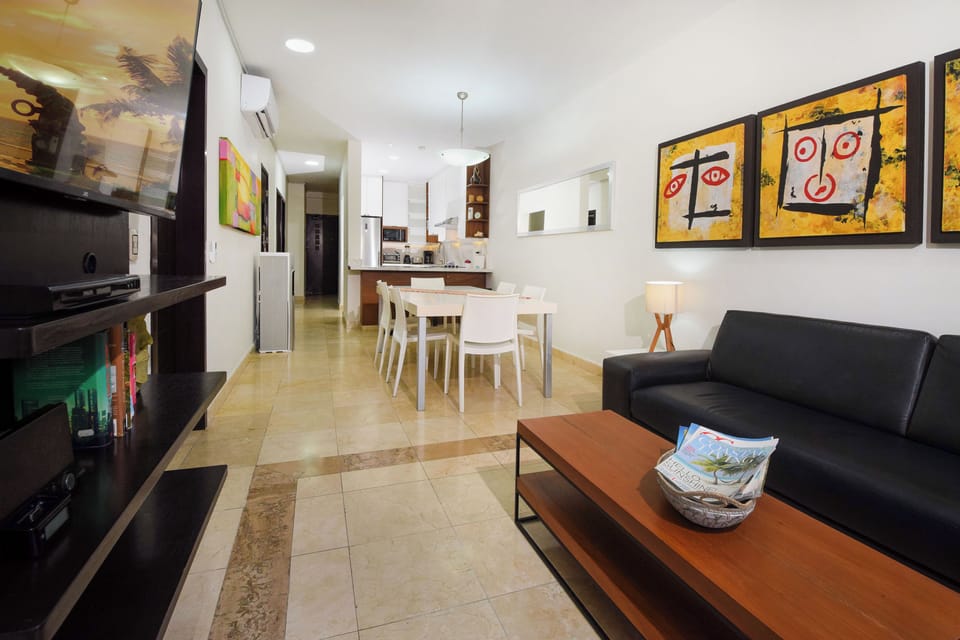 Minimal, cozy, and modern, our open layout interior is ideal for groups of 4-6!