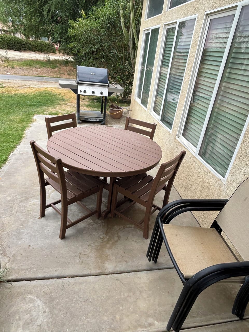 Patio table