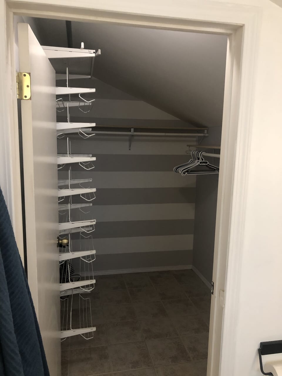 Walk in closet 