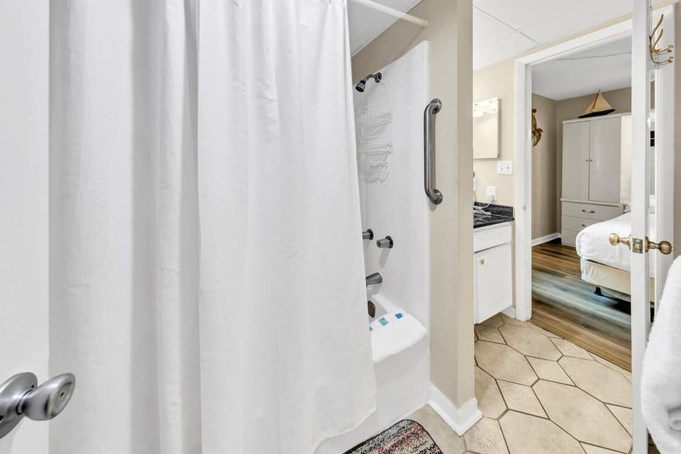 Master shower