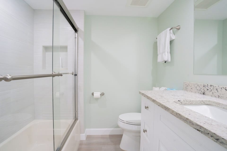 Gulf and Bay Club B301