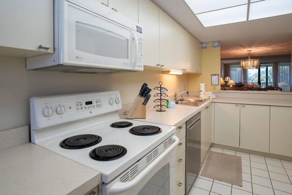 Gulf and Bay Club Unit E204