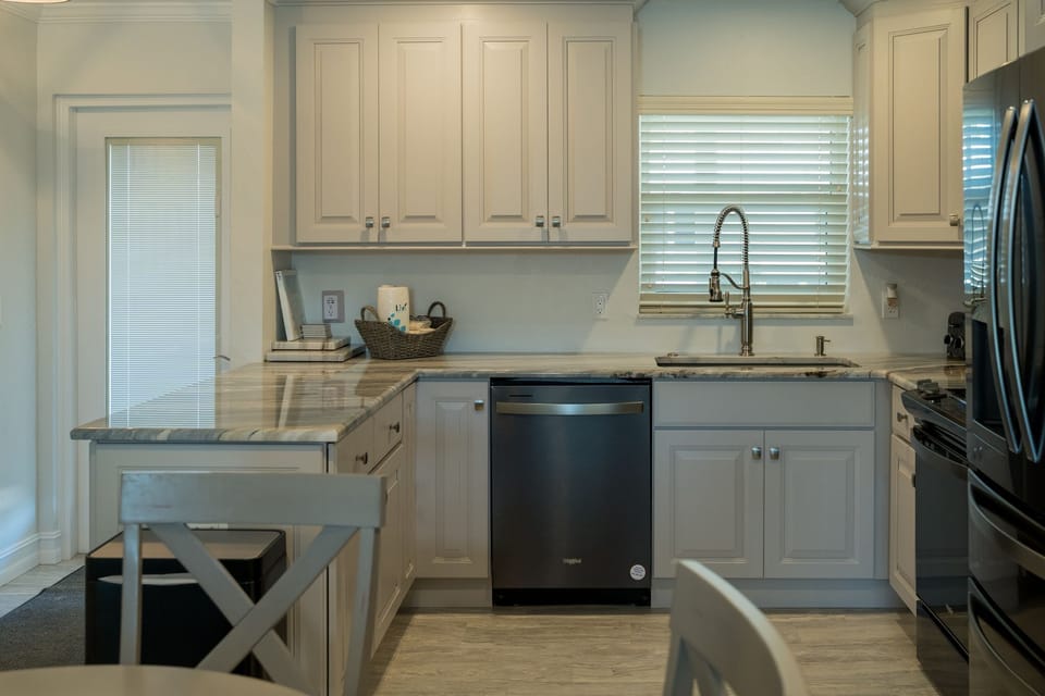 092 kitchen 5