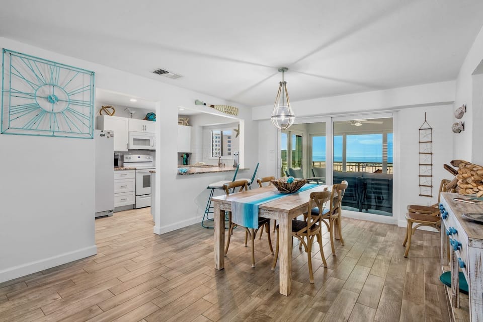 Jamaica Royale 404 by Tropical Sands Accommodations