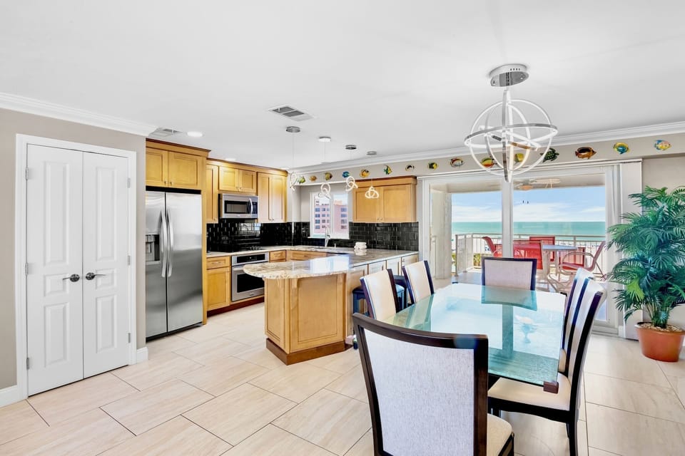 Jamaica Royale 605 by Tropical Sands Accommodations