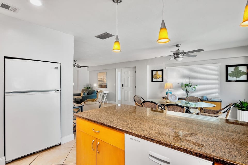 Jamaica Royale 606 by Tropical Sands Accommodations