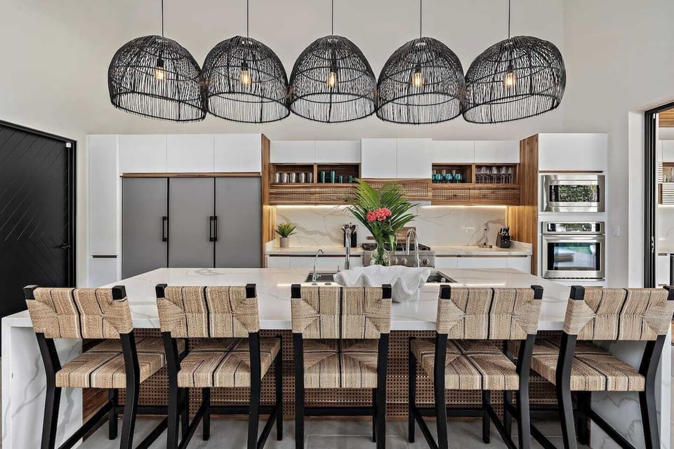 Modern beach house kitchen!