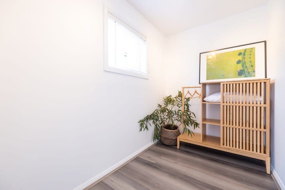 Second bedroom