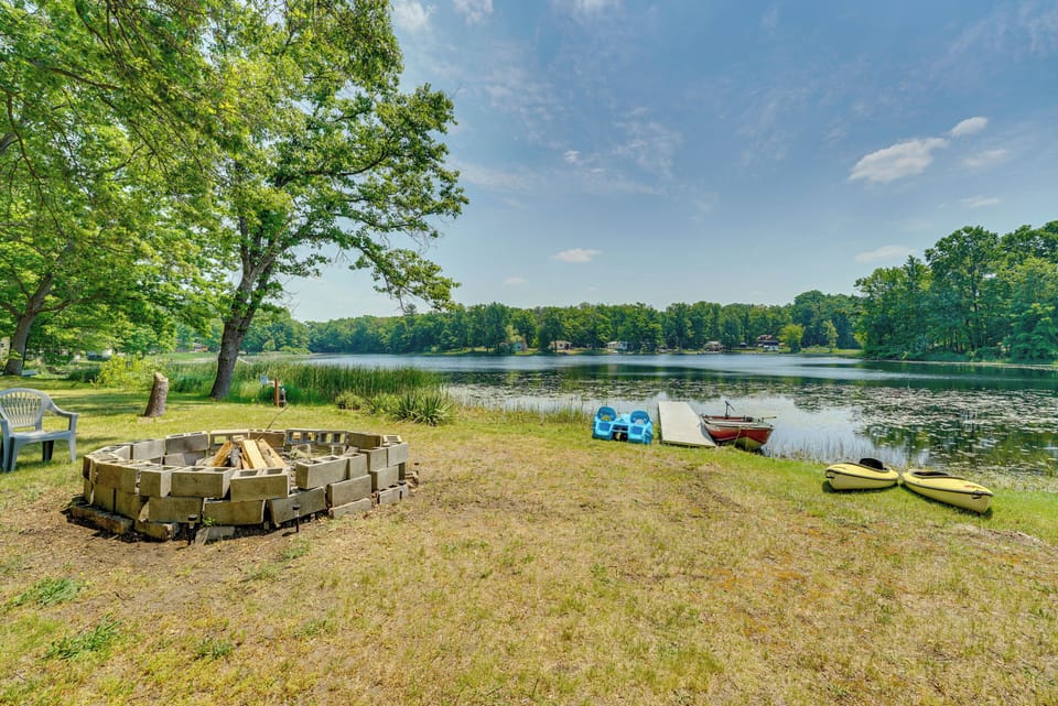 Brohman Vacation Rental | 3BR | 1BA | Stairs Required for Access | 1,400 Sq Ft