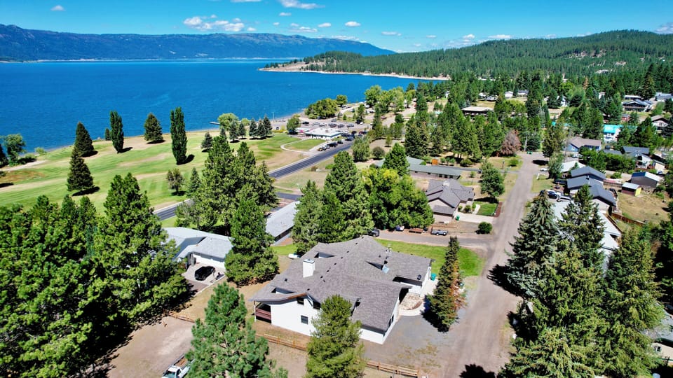Aerial view of Lake Cascade - walk to lake from house