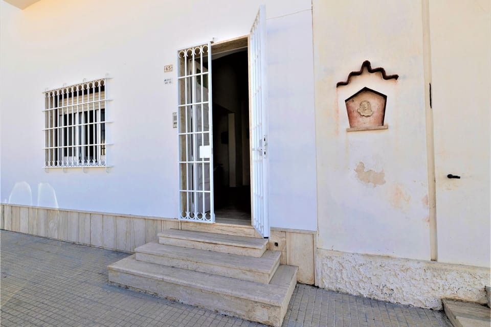 Entrance / Reception