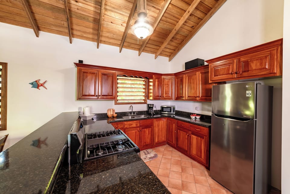 Kitchen (1)