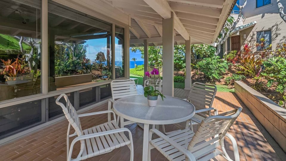 Kapalua Bay Villas #12G5 - Ocean View Dining Lanai - Parrish Maui