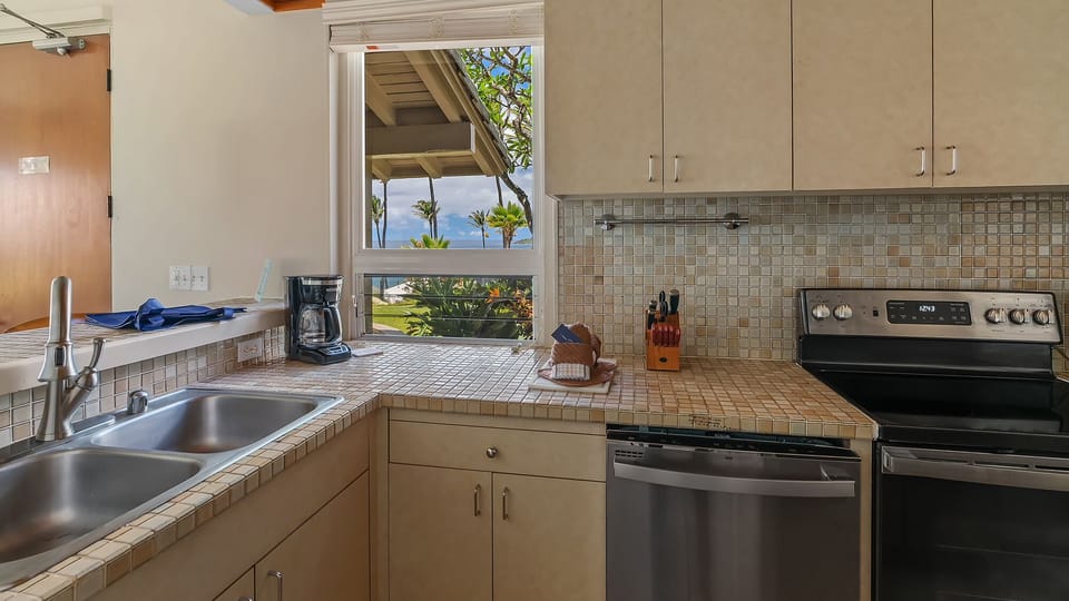 Kapalua Bay Villas #15G5 - Kitchen - Parrish Maui