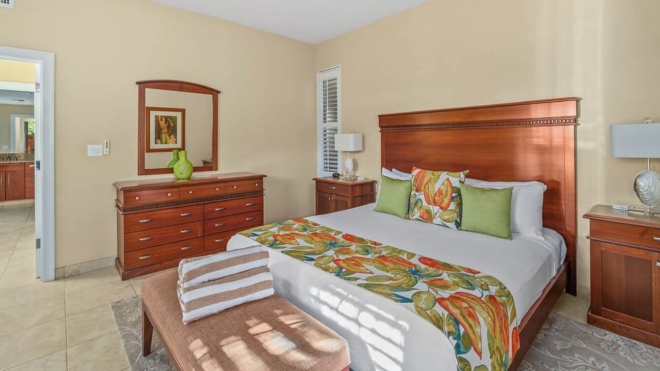 Kapalua Bay Villas #21G4 - Master Bedroom Suite & Bath - Parrish Maui