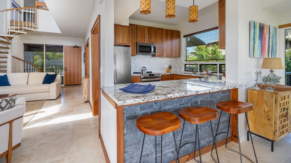 Kapalua Bay Villas #29B2 - Fully Equipped Kitchen & Breakfast Bar - Parrish Maui