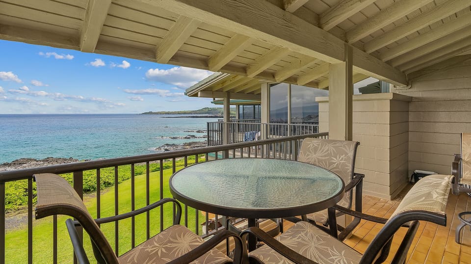 Kapalua Bay Villas #30B1 - Ocean View Dining Lanai - Parrish Maui