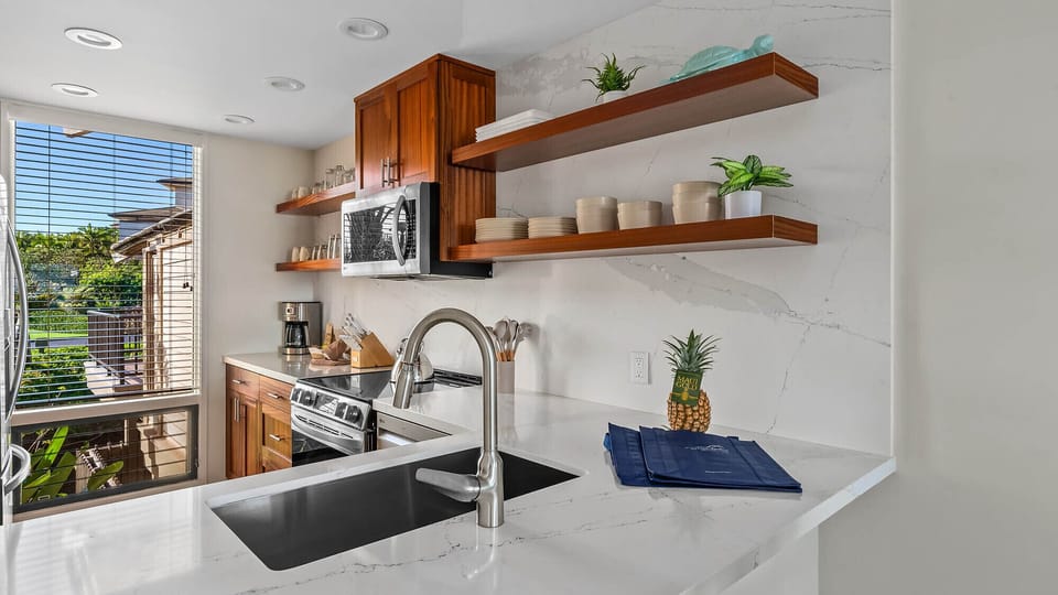 Kapalua Bay Villas #33B2 - Kitchen & Entry View - Parrish Maui