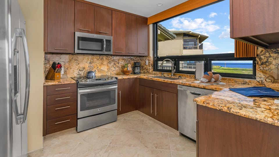 Kapalua Bay Villas #34B2 - Fully Equipped Kitchen - Parrish Maui