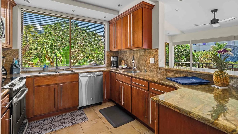 Kapalua Bay Villas #38B2 - Fully Equipped Kitchen - Parrish Maui