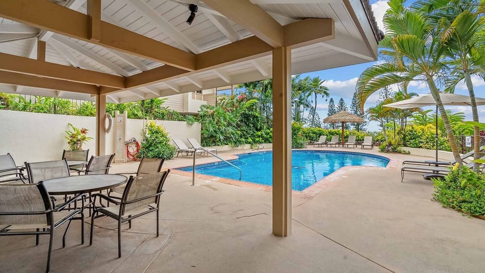 Kapalua Golf Villas - Resort Pool & Dining Pavilion - Parrish Maui