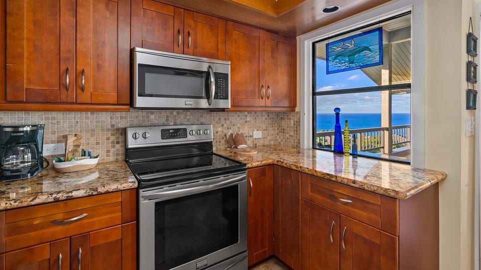Kapalua Ridge Villas #922 - Kitchen Ocena View - Parrish Maui