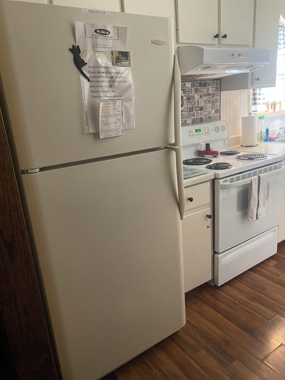 Full size fridge with ice maker