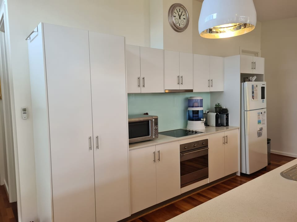 Villa 60 South Shores Resort - kitchen