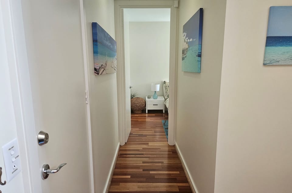 Villa 60 South Shores Resort - hallway to Bedroom 2 lower level