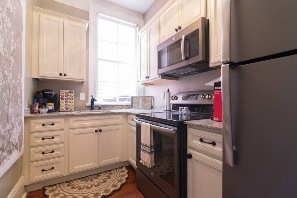 Brand new kitchen with modern amenities and everything you need to prepare a gourmet meal.