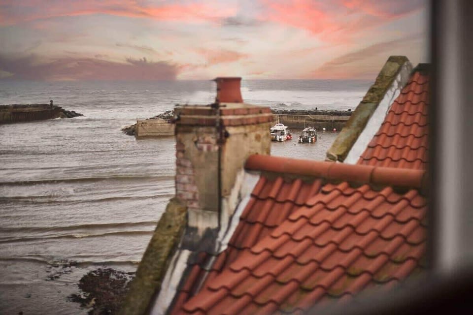 Sea Haven, Staithes - Host & Stay