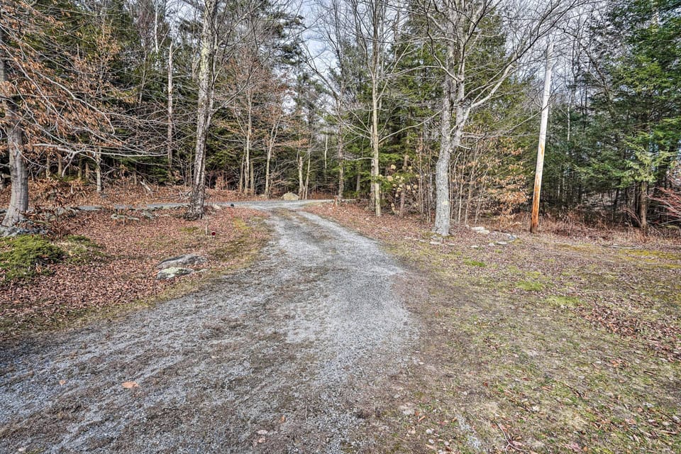 Parking | Driveway (4 Vehicles)