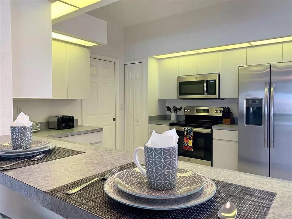 Fully loaded kitchen.  Just pack your swimsuit and enjoy