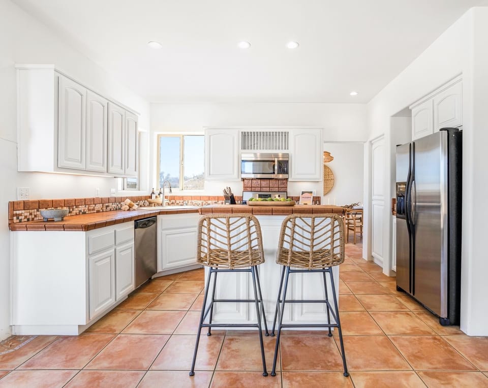 Fully stocked kitchen