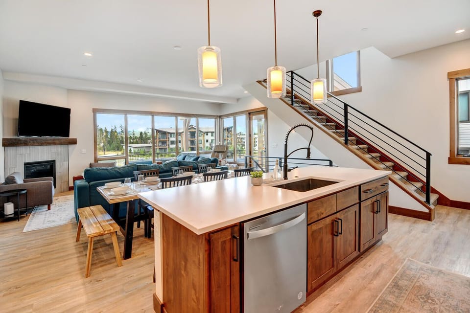 This Villa Will Make You Feel Right At Home!