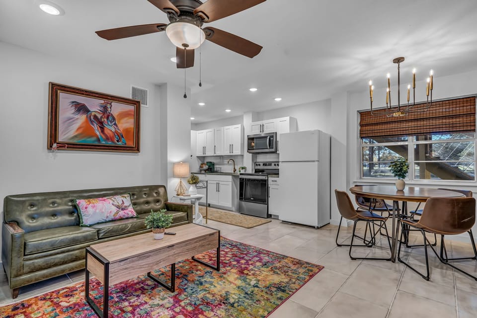 Downstairs studio area 