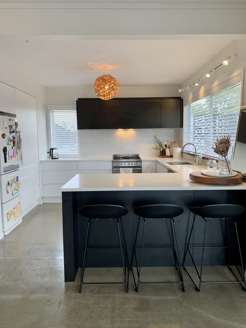 Spacious modern kitchen with huge breakfast bar