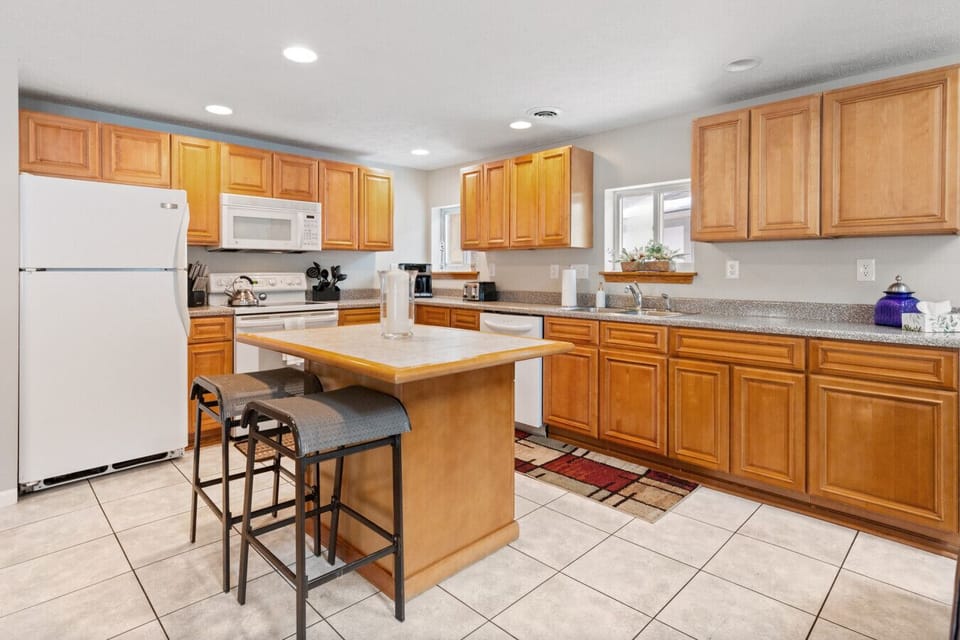 Spacious, clean and updated!