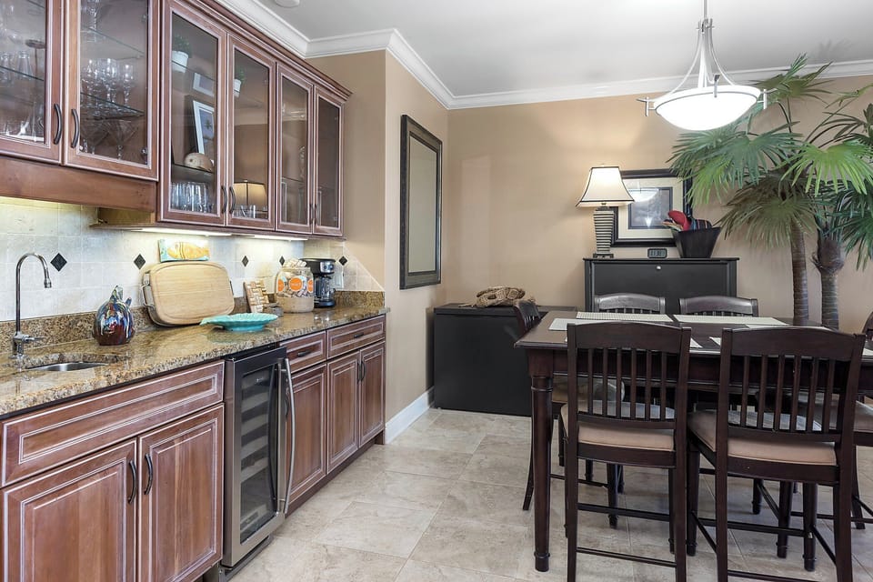 Dining Area + Wet Bar
