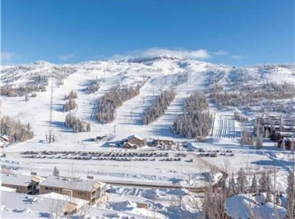 ski lift 