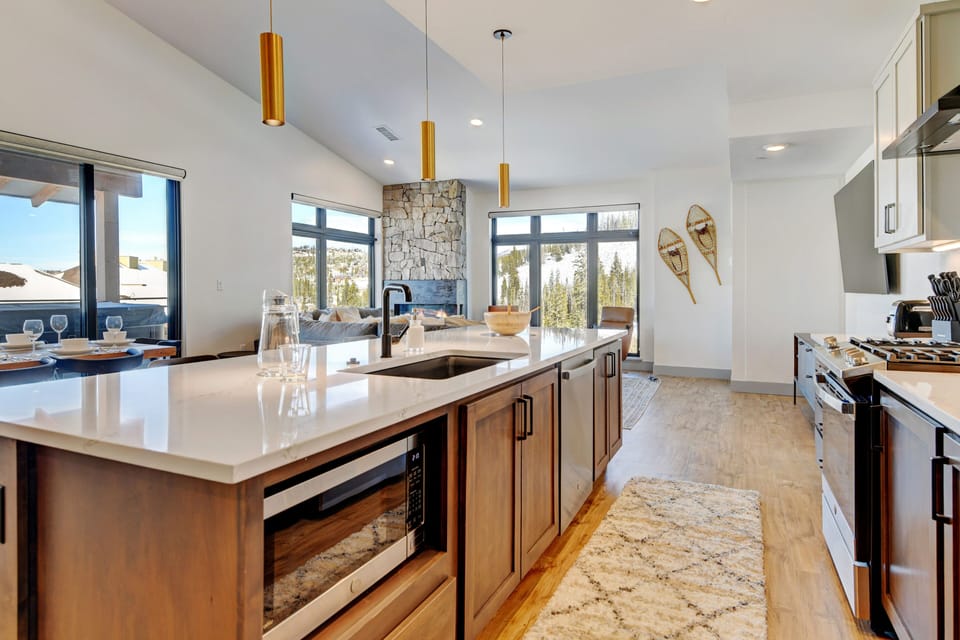 Open Kitchen
