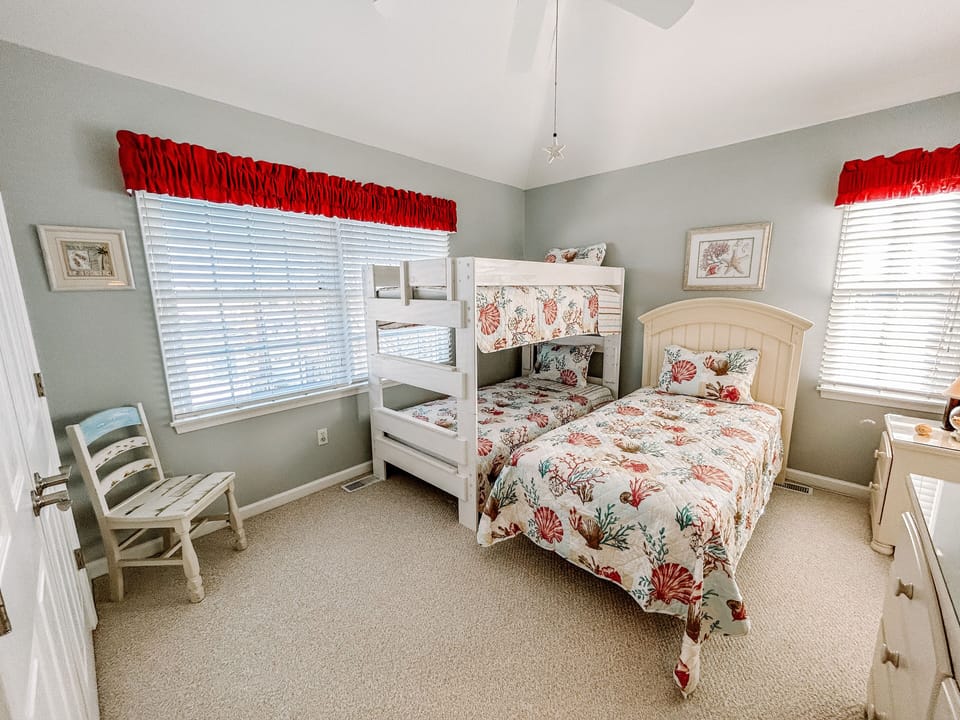 Second floor bedroom - bunk and one twin bed