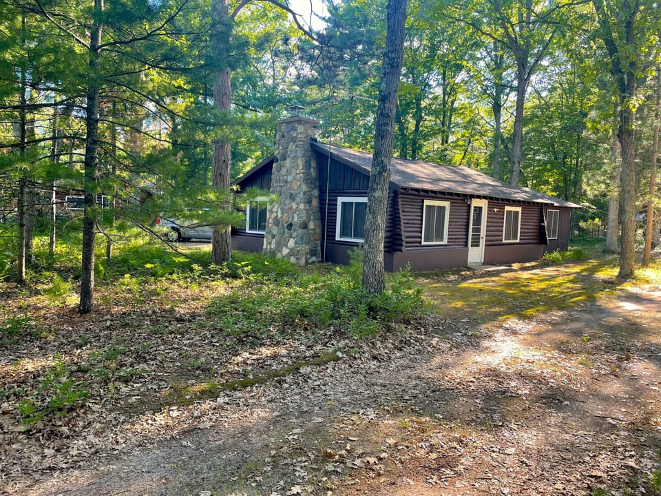 Welcome to our fun cozy cottage - Surrounded by nature on all sides!