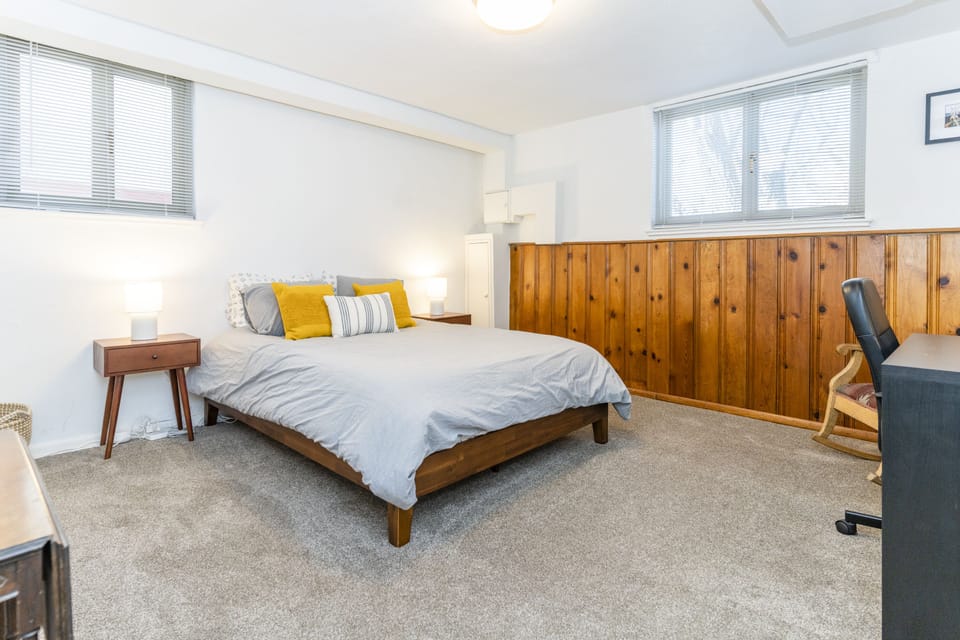 bedroom 2 with desk/chair 