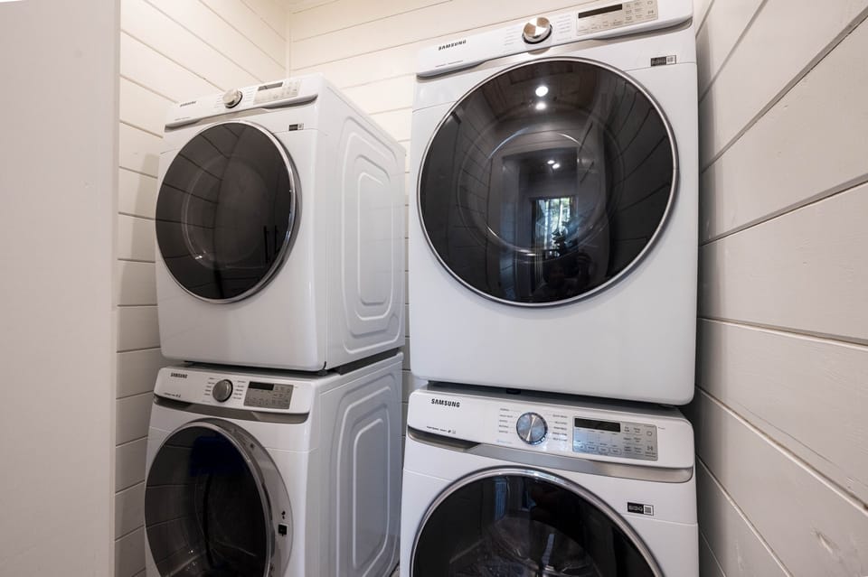 2 washers and 2 dryers!