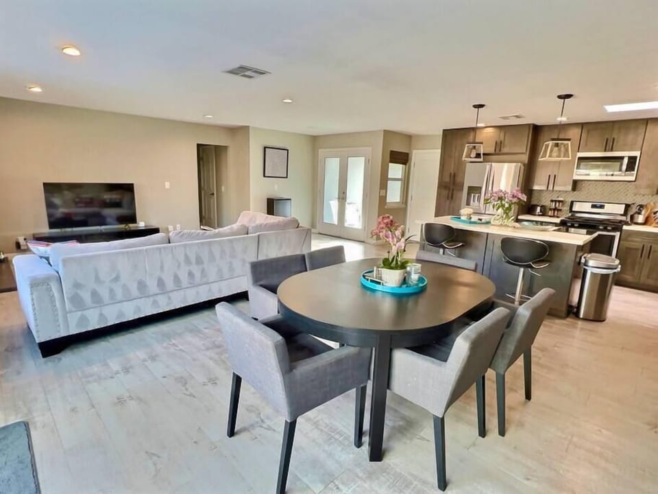 Spacious living and dining area.