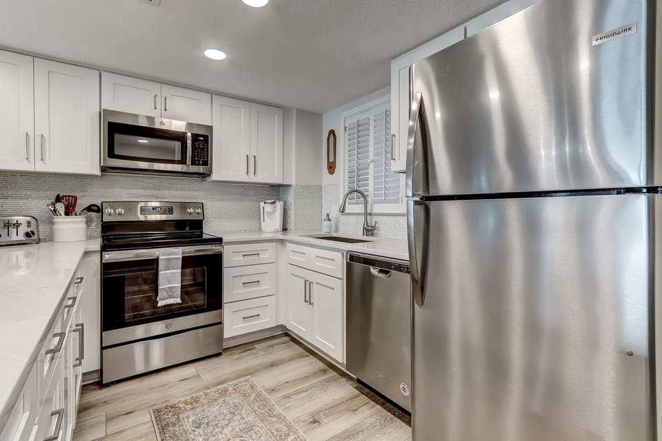Fully Equipped Kitchen with Keurig Coffee Maker