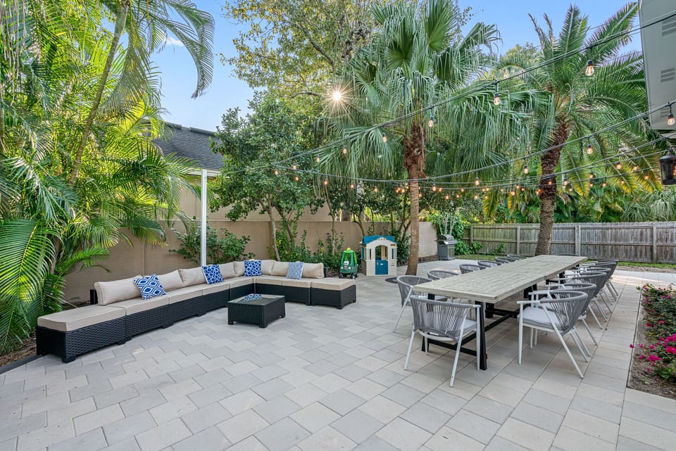 Outdoor dining