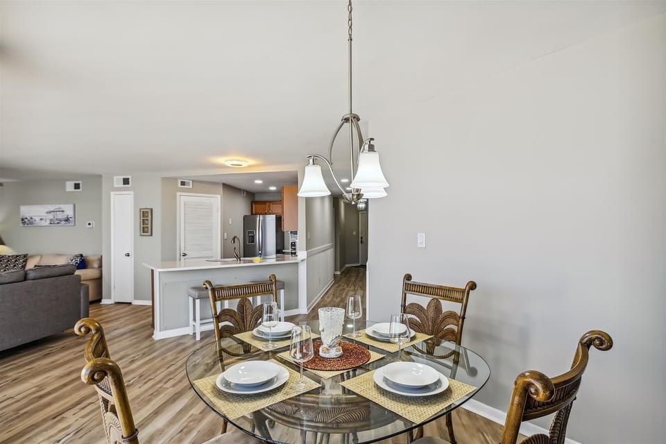 Gulf Front Dining Area