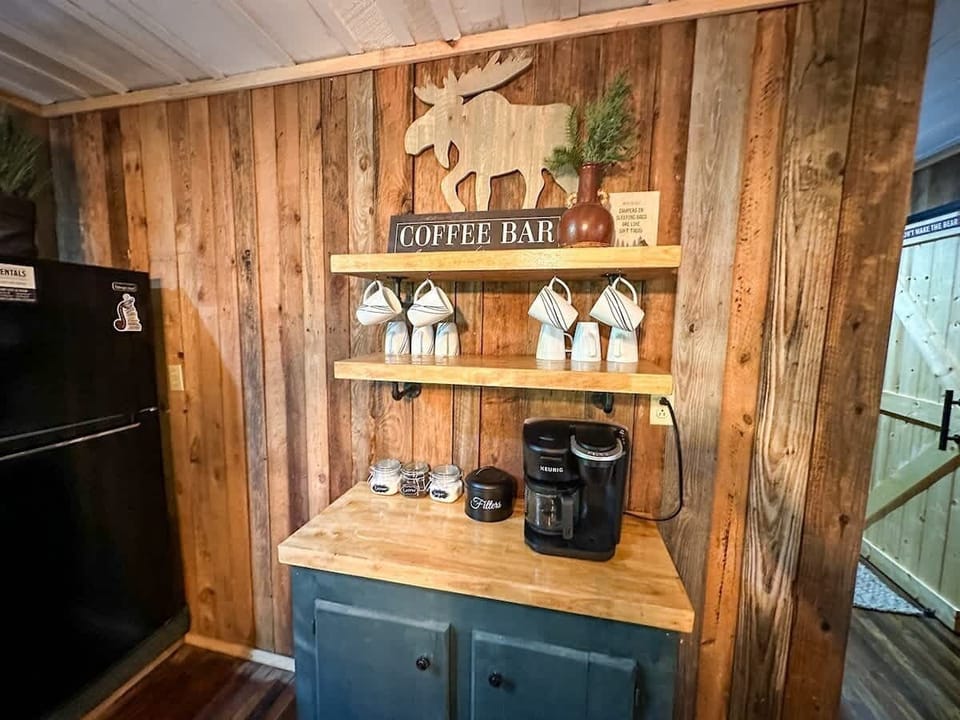 Fuel up with fresh coffee on brisk Tennessee mornings.